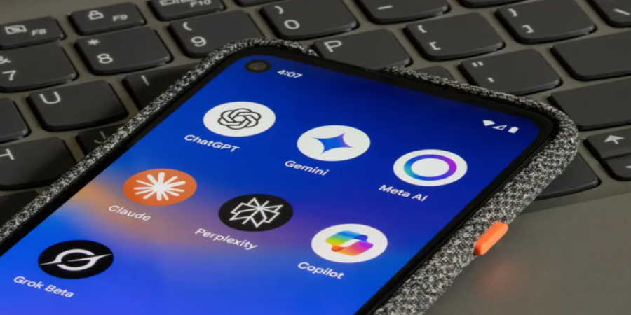 "كلود" أم "تشات جي بي تي"؟ أيهما يناسب احتياجاتك؟